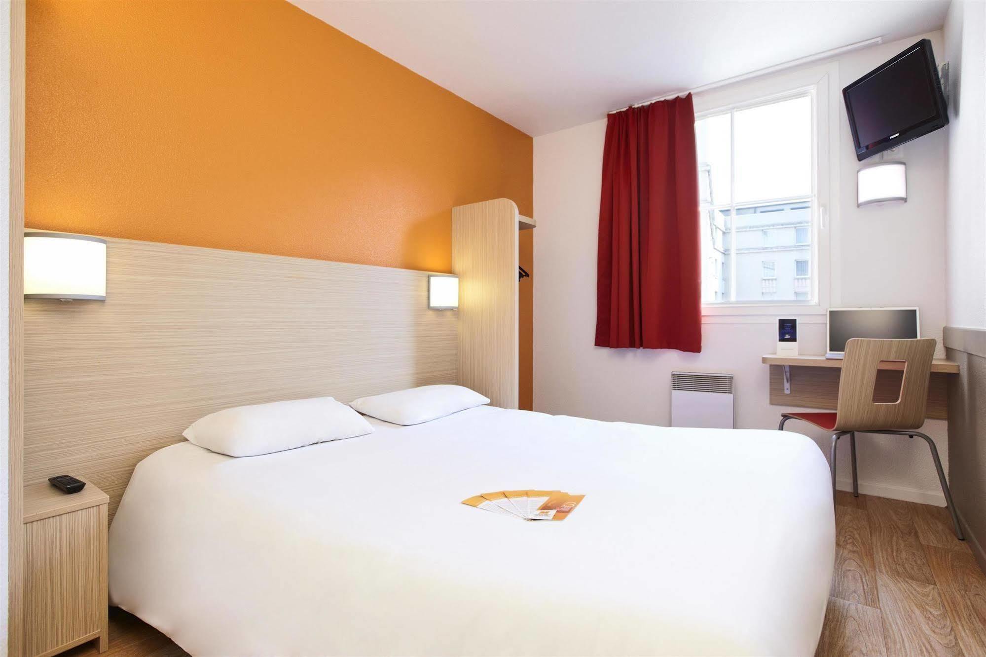 Premiere Classe Hotel Arles